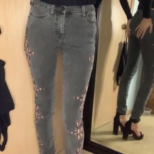 grey skinny jeans